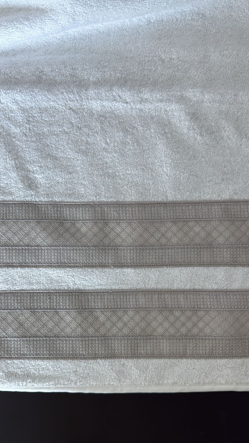 Chloe Towel