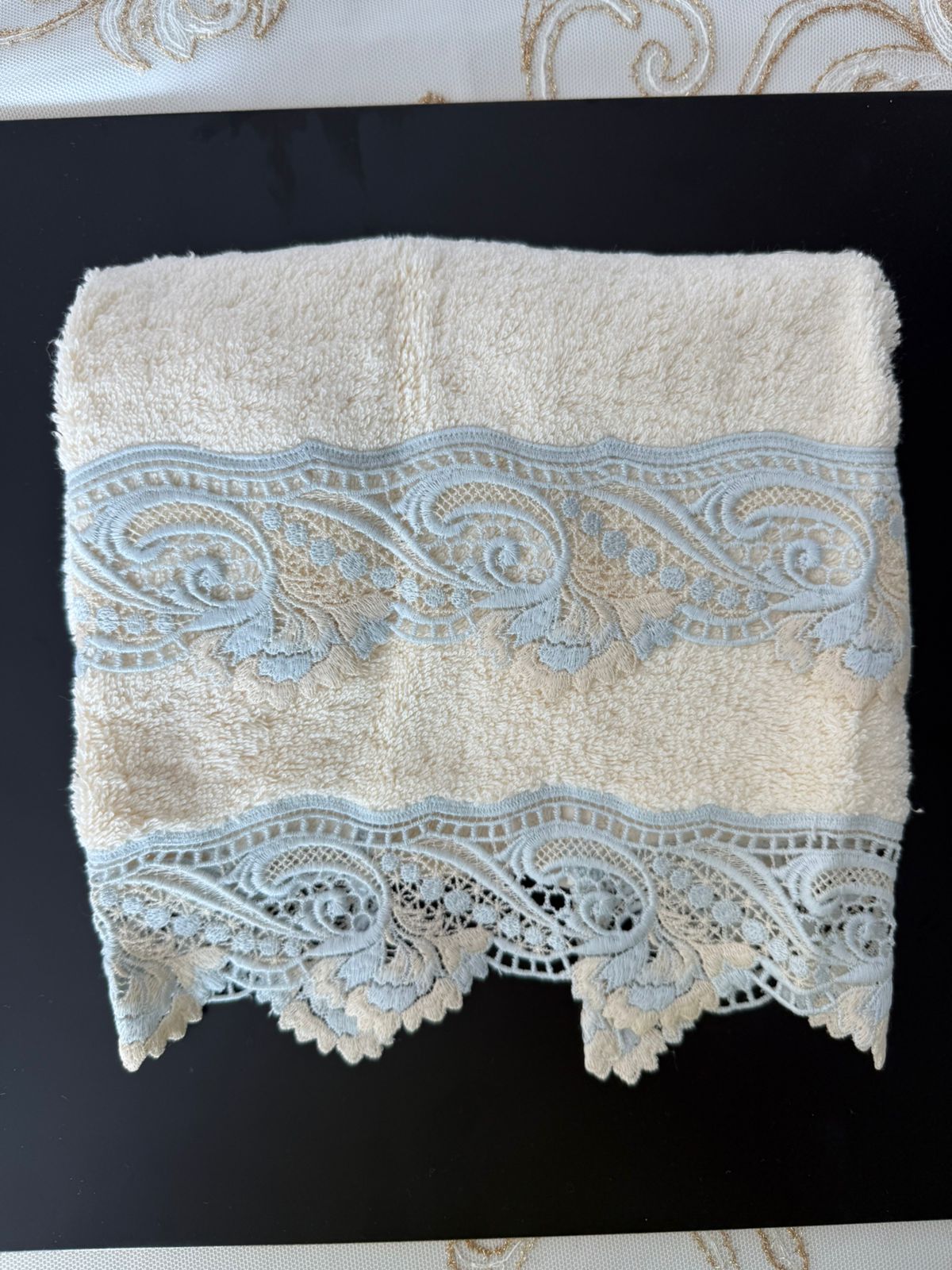 Scilla Towel