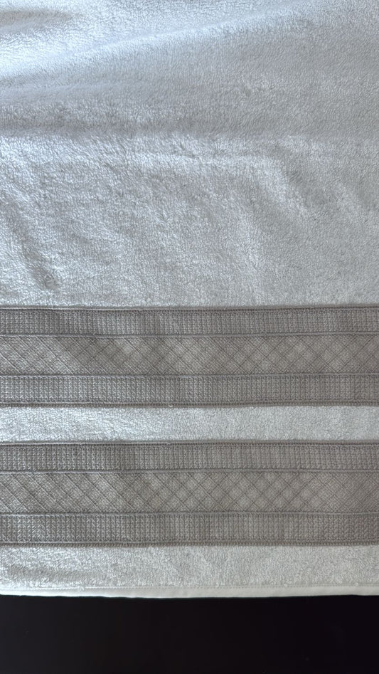 Chloe Towel