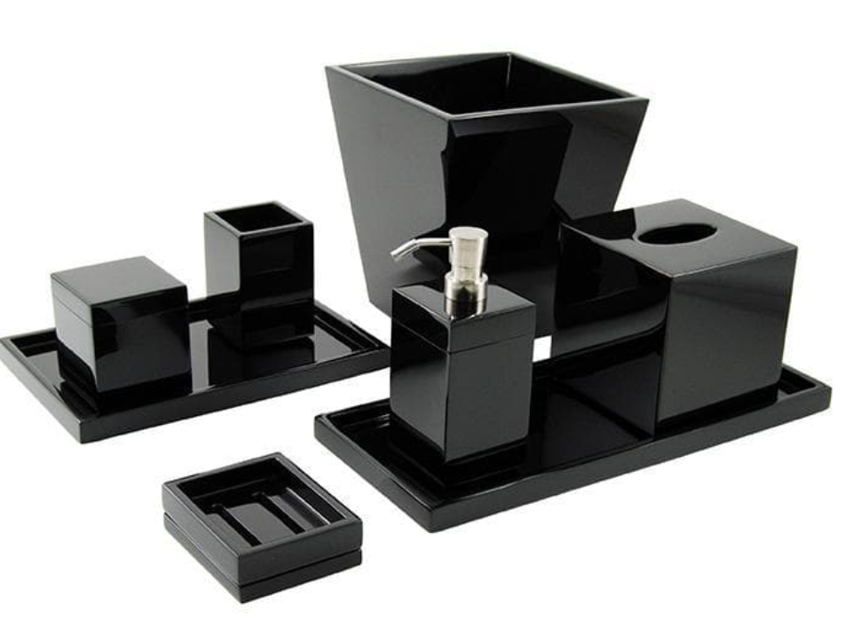 Black Lacquer Bath Set